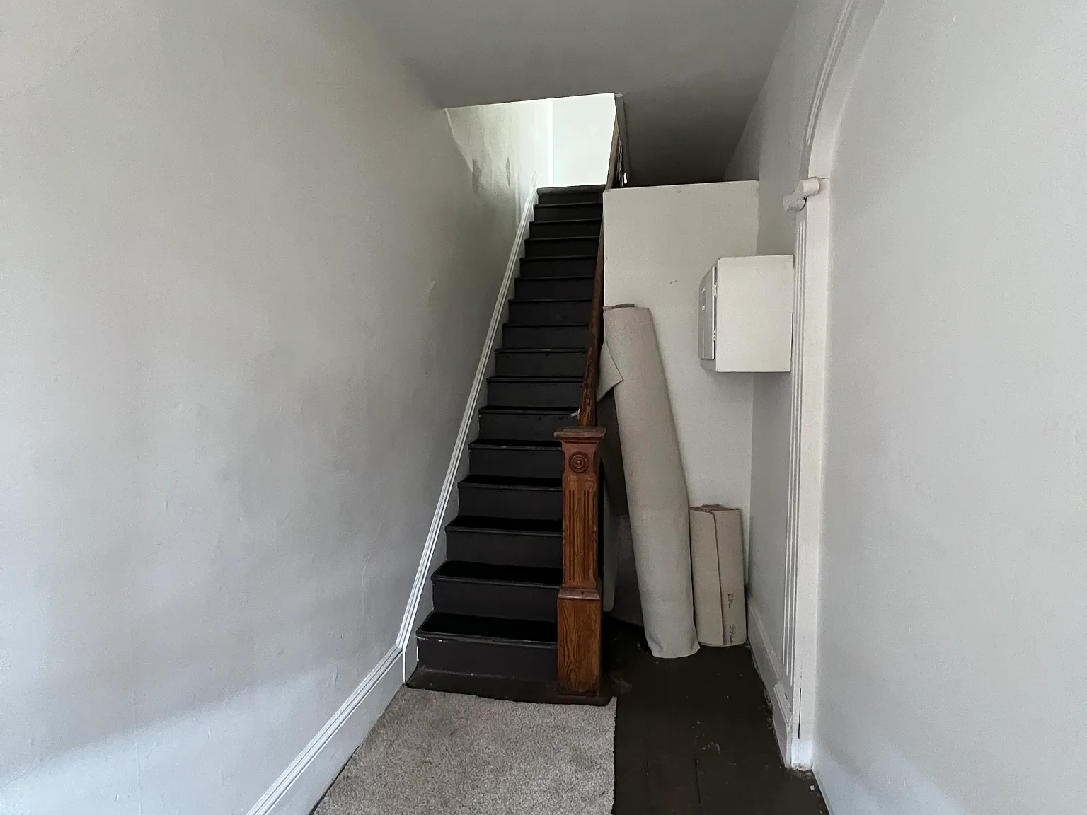 3 bed, $1,950 — Photo 2
