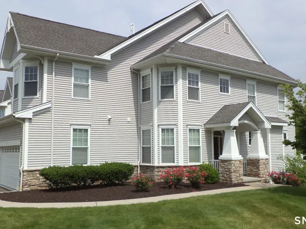8 Sampson Terrace #8, Danbury, CT 06810