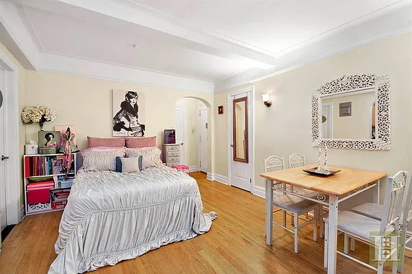 Rented by Halstead Real Estate | media 18