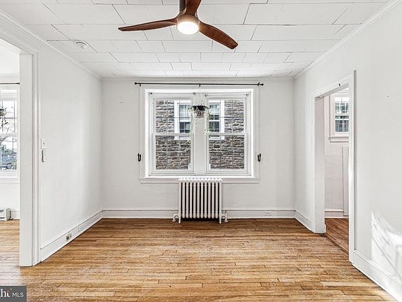 5th image of 7001 McCallum St APT B