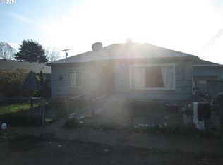 271 NE 2nd St, Willamina, OR 97396