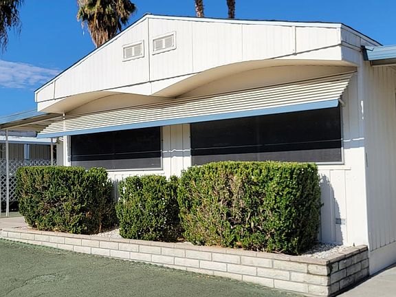3rd image of 901 Santa Clara Cir