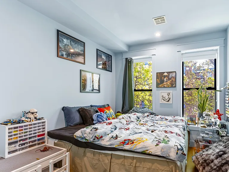 586 Quincy St #1B — Photo 14