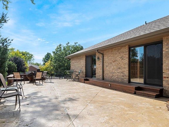 4th image of 959 Tower Ridge Holw