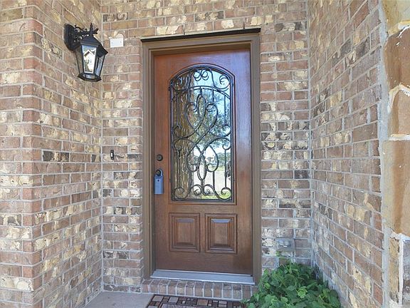 4th image of 5503 Jay Thrush Dr