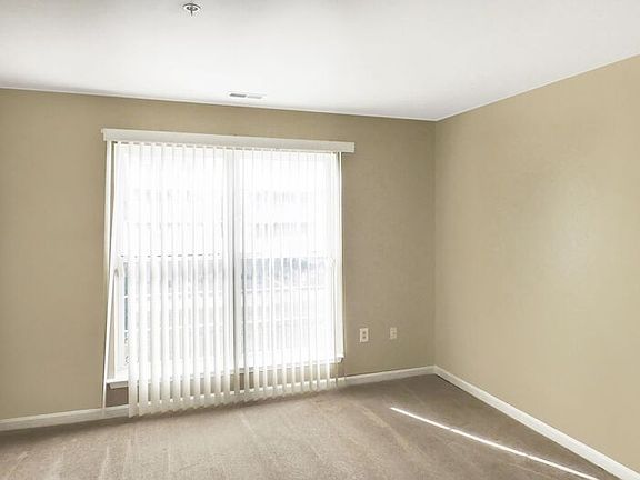 3rd image of 11844 Edmont Pl