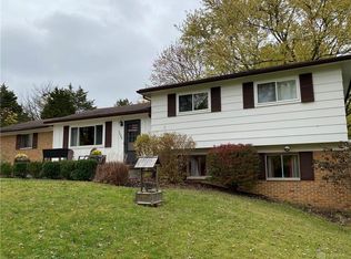 1298 Enochs Dr, Dayton, OH 45432