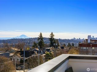 4515 Sunnyside Ave N #B, Seattle, WA 98103