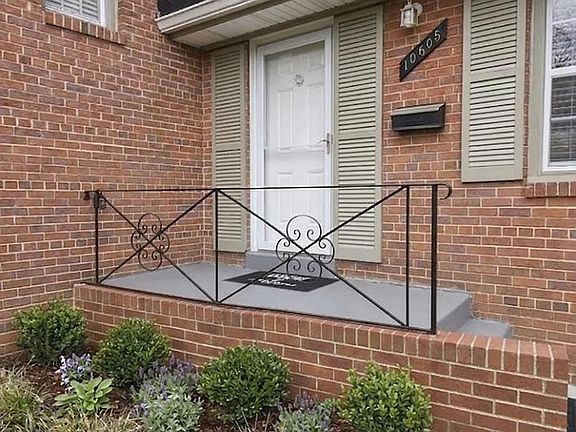 4th image of 10605 Meadowhill Rd