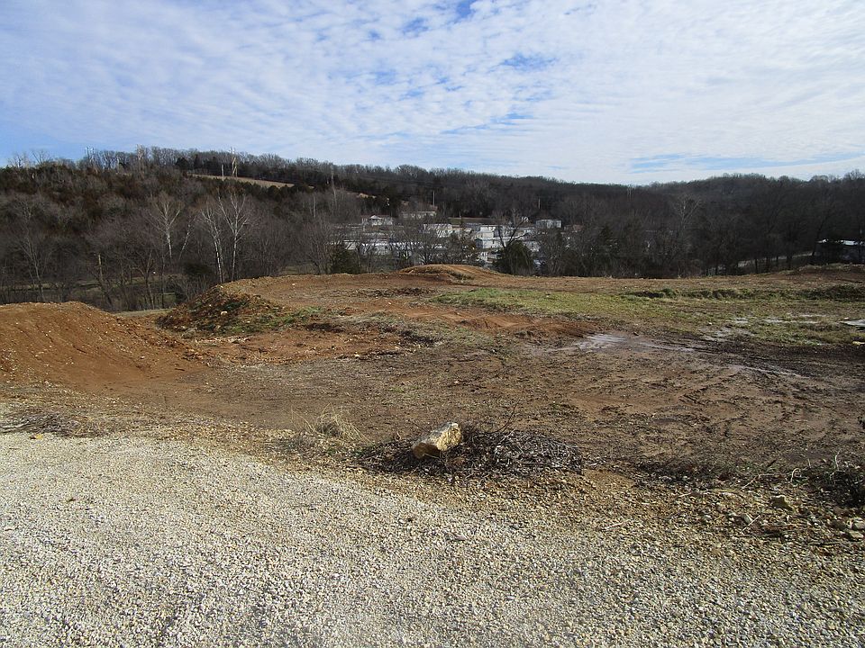 1st image of 529 Montauk Dr
