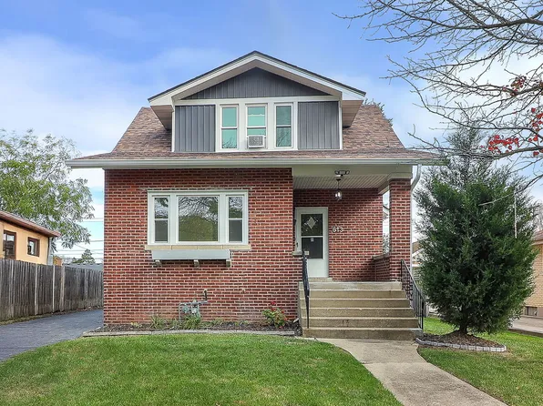613 S Summit Ave, Villa Park, IL 60181