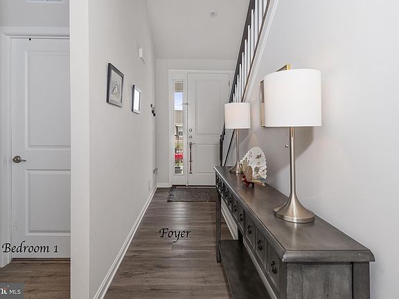 5th image of 505 Cherry Bark Rd