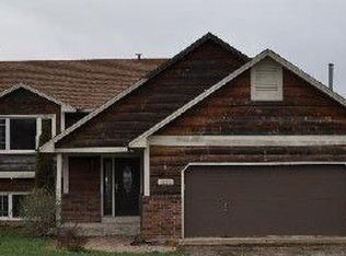 1350 Marigold Cir, Victoria, MN 55386