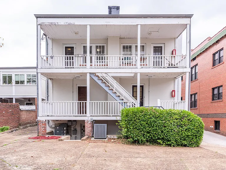 710 Forest Ave #1 — Photo 49