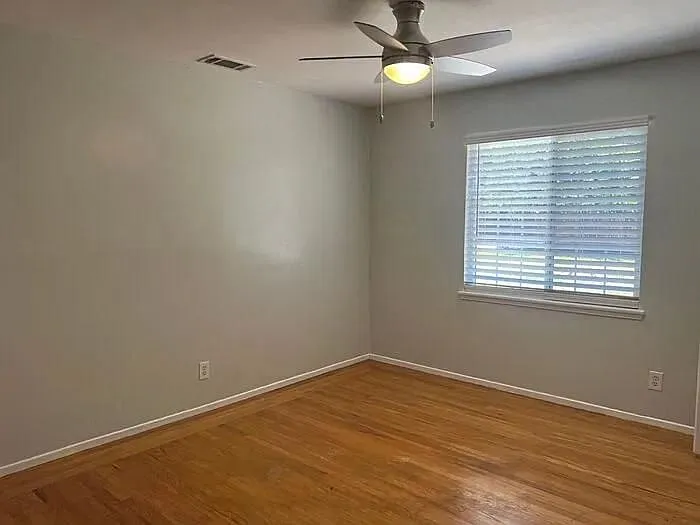 1290 Traynor Rd — Photo 6