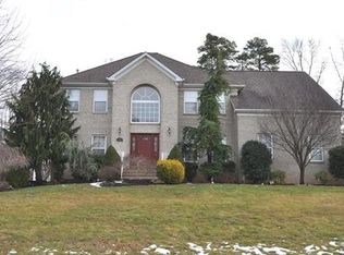 74 Arizona Ave, Old Bridge, NJ 08857