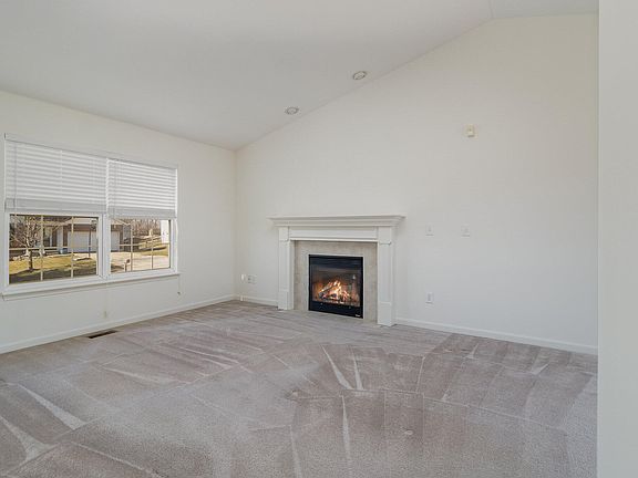 5th image of 115 Friar Tuck Dr