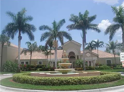 2 bed, 4.0 bath, 1200 sqft, $4,000 — Photo 3