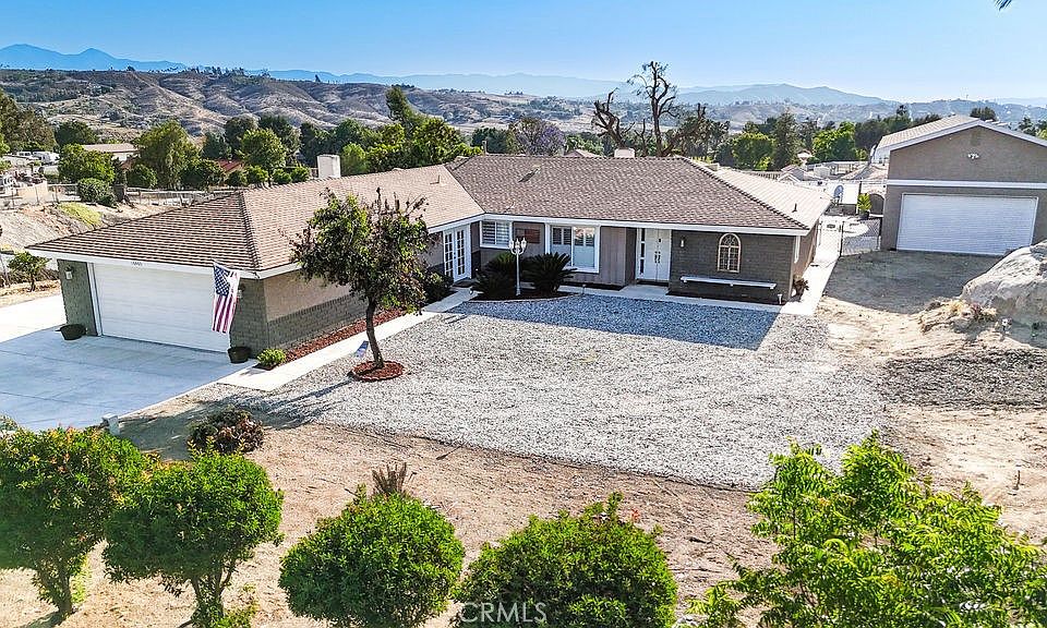 1st image of 16465 Holcomb Way