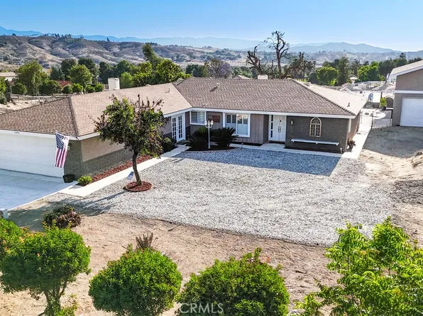 16465 Holcomb Way, Riverside, CA 92504