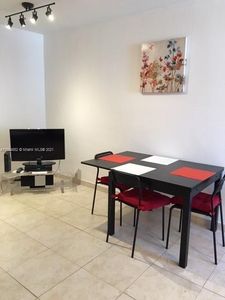 100 Lincoln Rd #637, Miami Beach, FL, 33139