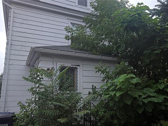 5th image of 136 S Collingwood Ave