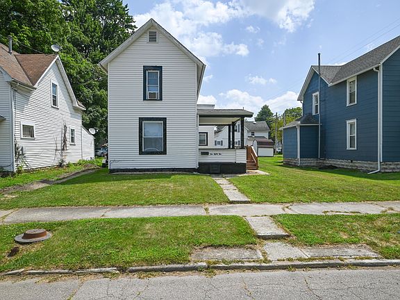 3rd image of 182 N Seffner Ave