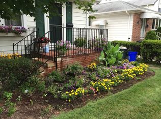 111 E Carpenter St, Valley Stream, NY 11580