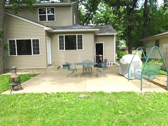 4th image of 212 Fredrick Dr