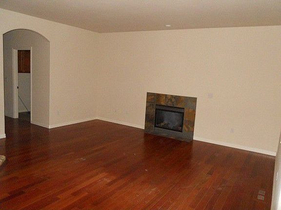 3rd image of 722 203rd Pl SW
