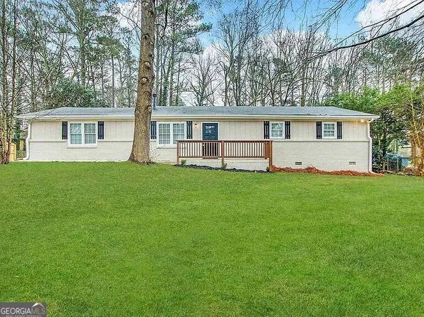 3826 S Ridge Dr, Lithia Springs, GA 30122