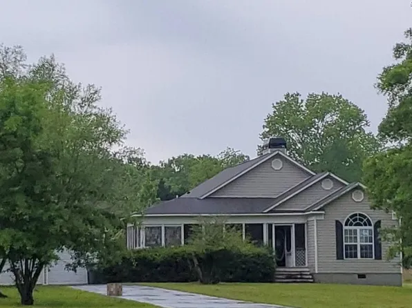 489 Five Points Rd, Milner, GA 30257
