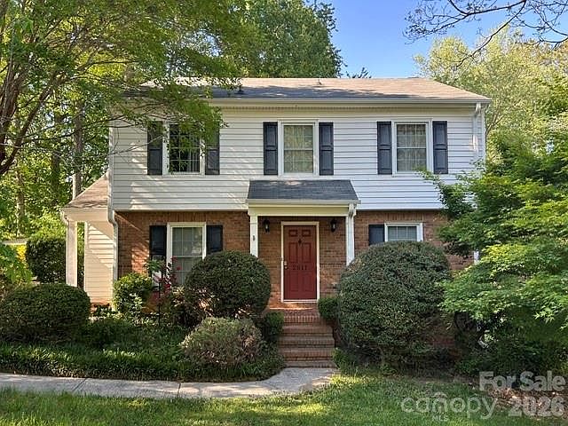 1st image of 2811 Creekbed Ln