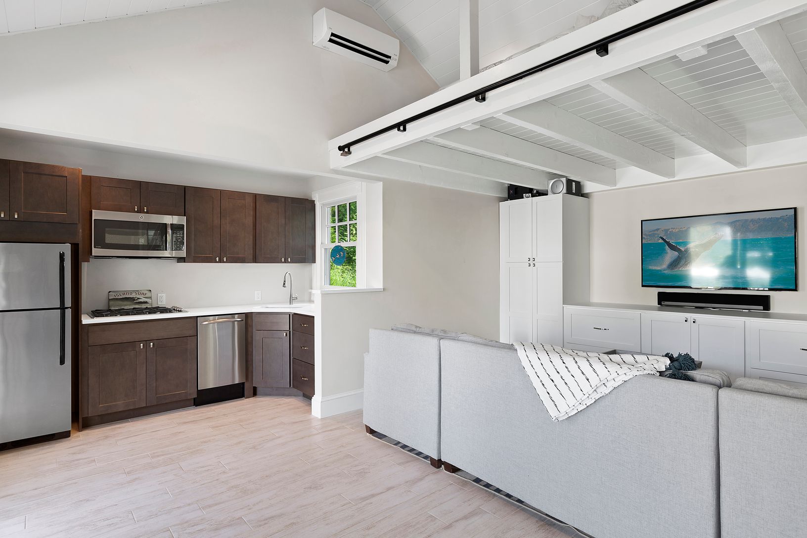  Guest House with Full Bath & Kitchen