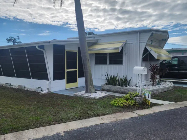 39 Forest Ln, Largo, FL 33773