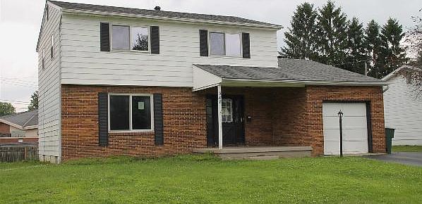 1st image of 988 Hunt Valley Dr