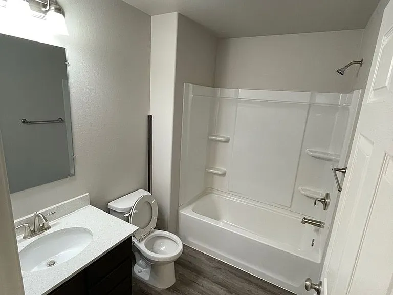 1571 N Tinitun Cir — Photo 7