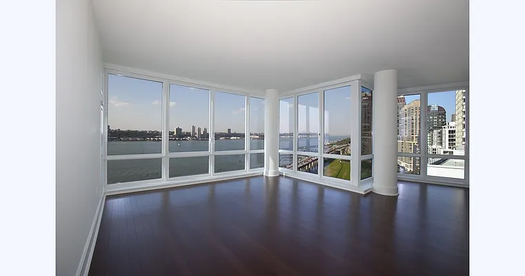 Rented by BLU Real Estate | media 18