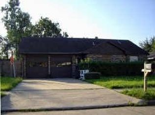 4107 Townes Forest Rd, Friendswood, TX 77546