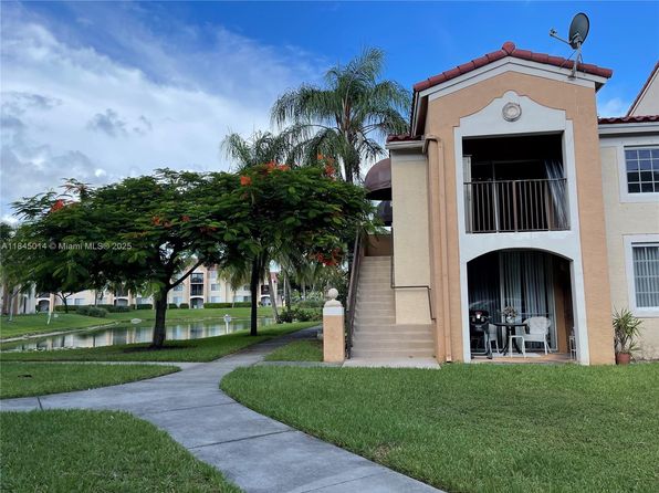 2081 Renaissance Blvd APT 201