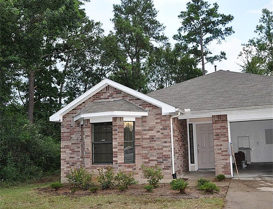 1st image of 961 Oak Lynn Dr
