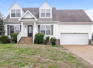 2800 Overton Dr, Thompsons Station, TN 37179