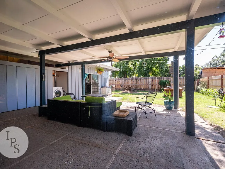 4096 N Sherman St — Photo 15