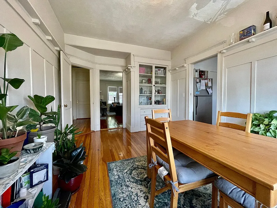 134 Englewood Ave #4A