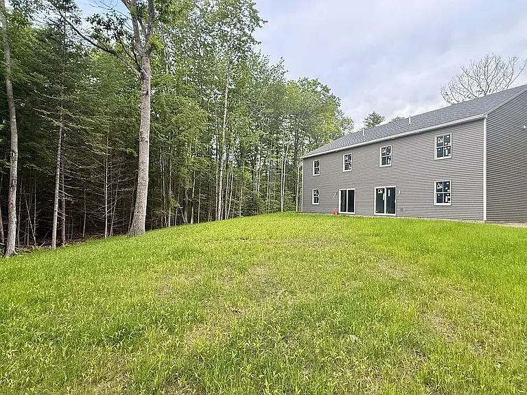 192 Center Rd — Photo 19