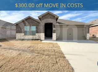 3920 Limestone Bluff Dr, Celina, TX 75009