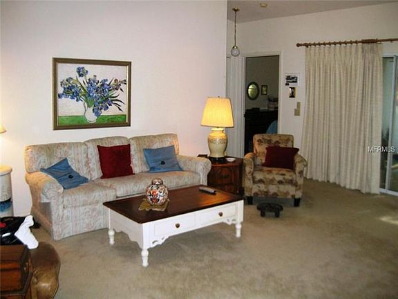 3rd image of 4823 Klosterman Oaks Blvd