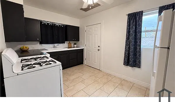2 bed, 825 sqft, $1,300 — Photo 4