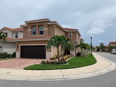 10228 Grand Oak Cir, Saint Petersburg, FL, 33708