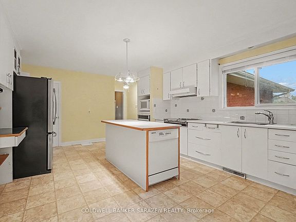 4th image of 23 Elma St